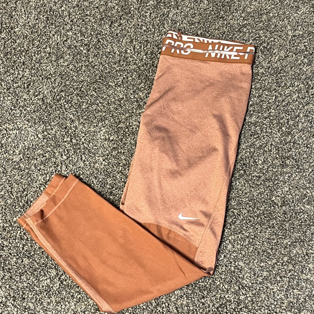 Nike pro Womens leggings! Side medium!